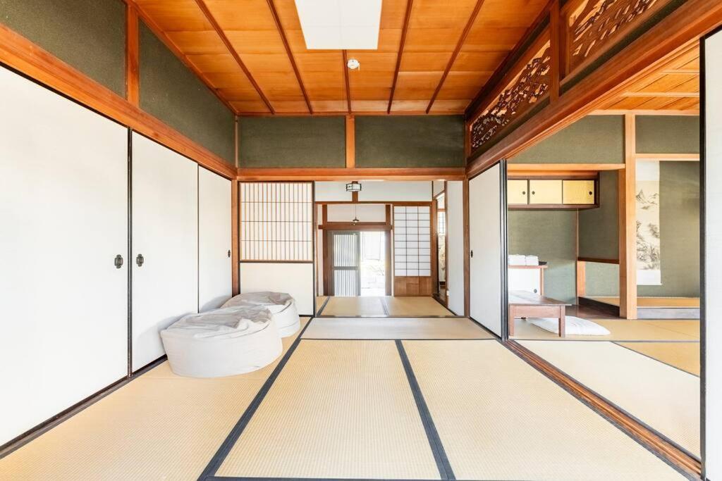 日々の宿: 宇野駅から車で5分 直島へ 最大7名様 古民家貸切 一棟貸し Tamana Εξωτερικό φωτογραφία