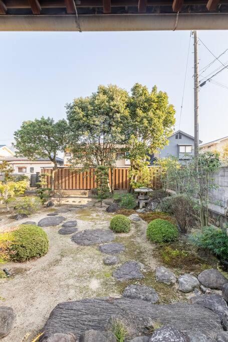 日々の宿: 宇野駅から車で5分 直島へ 最大7名様 古民家貸切 一棟貸し Tamana Εξωτερικό φωτογραφία